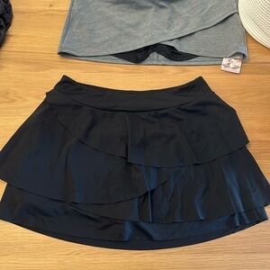 Halara mini skirts size XL